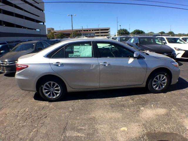 2017 Toyota Camry LE 4Dr Sedan